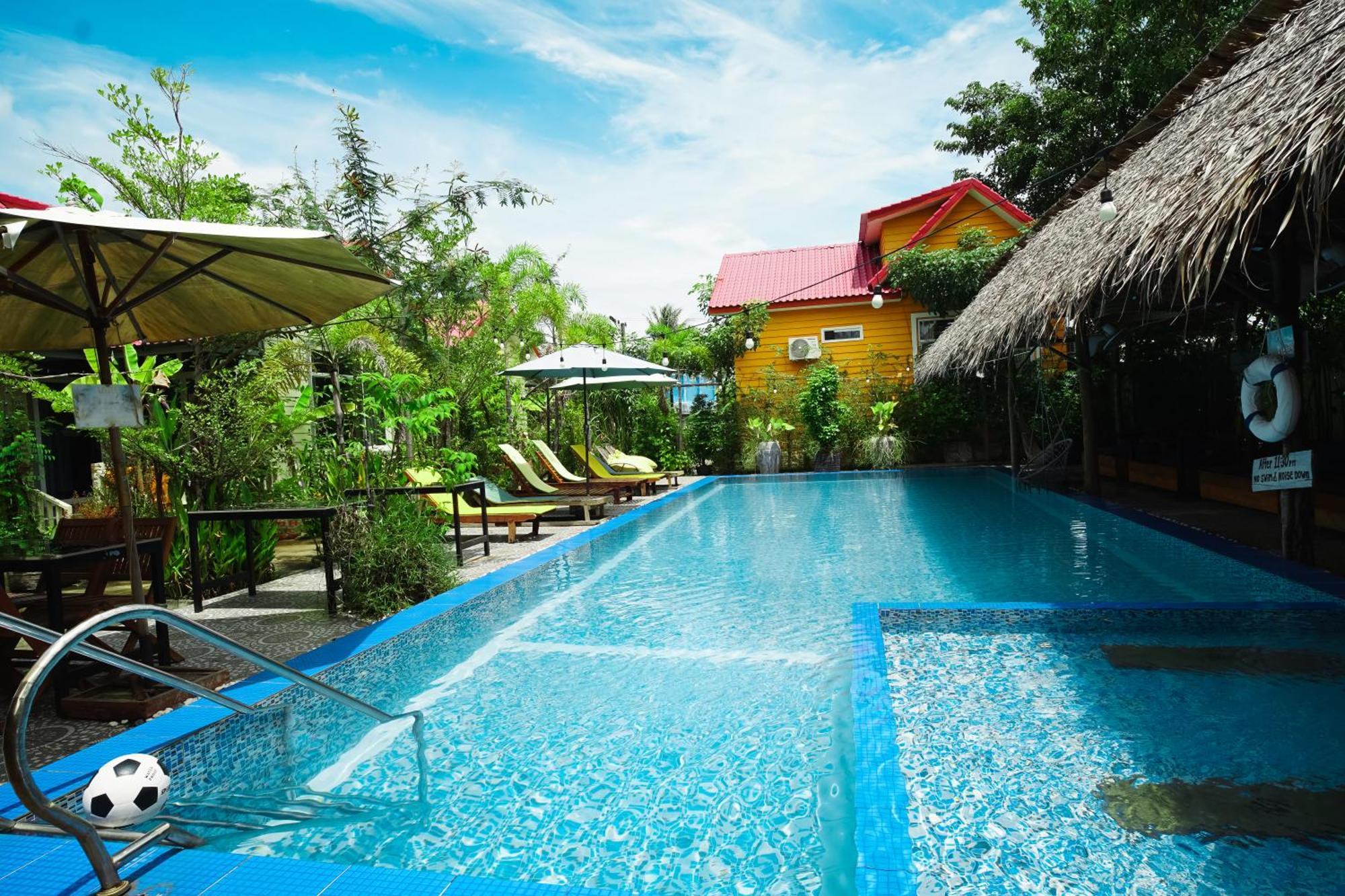 Yellow Star Hostel Kampot Exteriör bild
